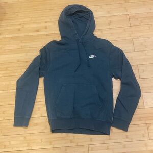 Nike Club Fleece Pullover Hoodie